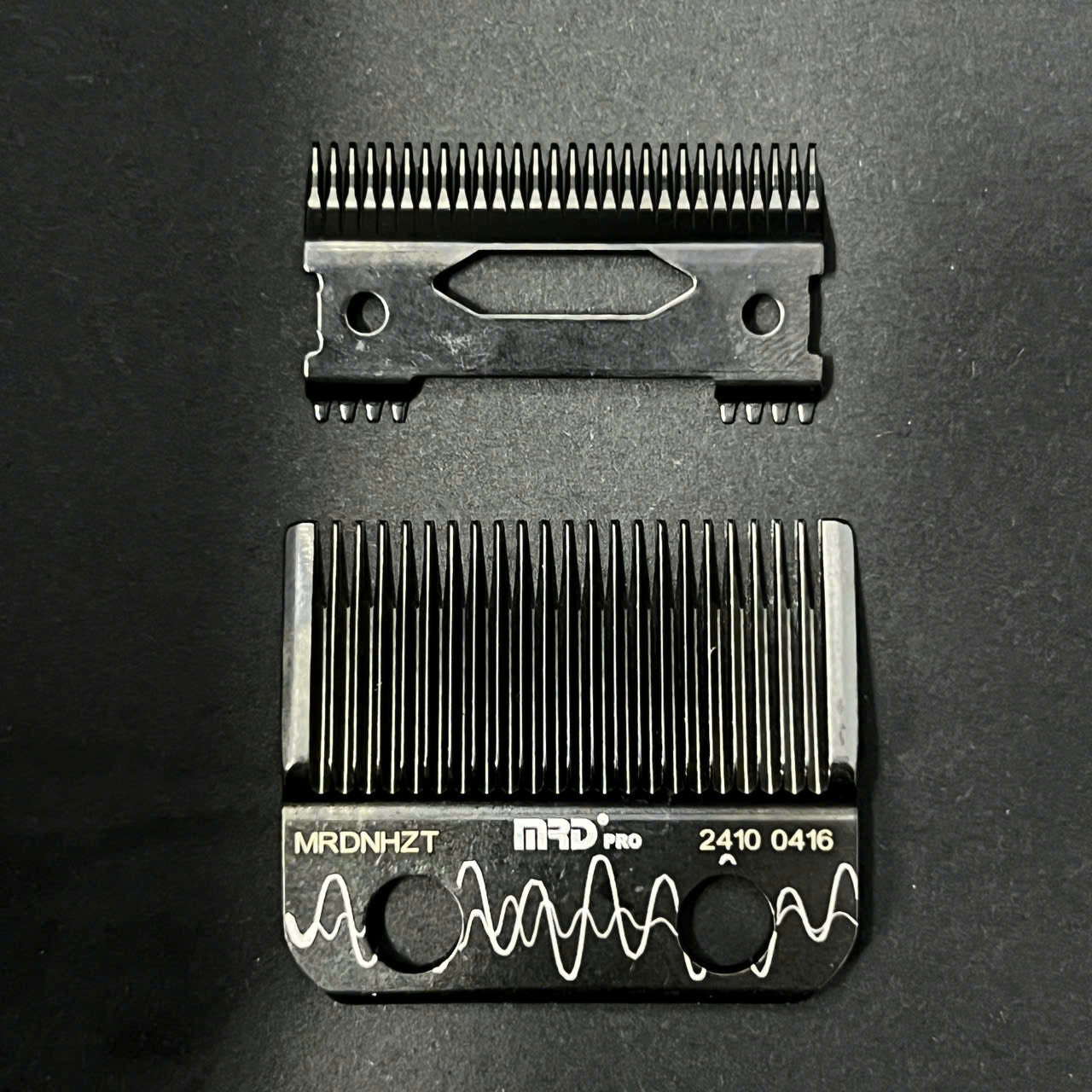 SMART Wolf-Tooth Clipper Blade-BLACK – Ultra Sharp, Smooth Cutting, Professional Styling